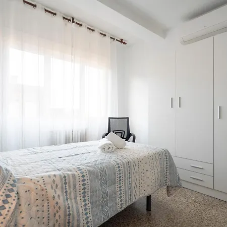Apartment Atico Einstein En Pleno Centro De Granada