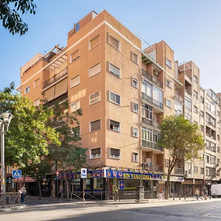 Atico Einstein En Pleno Centro De * גרנדה